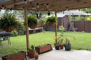 5131 Menefee Dr, Dallas, TX 75227 - Photo 23