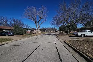 409 Nathan St, Burleson, TX 76028 - Photo 3