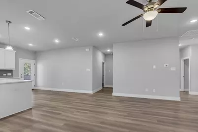 121 W Morton Street, Denison, TX 75021 - Photo 9