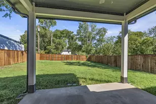 121 W Morton St, Denison, TX 75021 - Photo 25