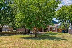 485 Ashley Ln, Roanoke, TX 76262 - Photo 33