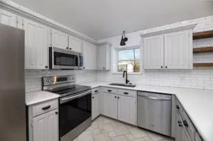 485 Ashley Ln, Roanoke, TX 76262 - Photo 7