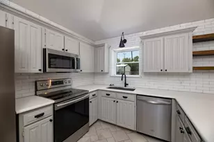 485 Ashley Ln, Roanoke, TX 76262 - Photo 9