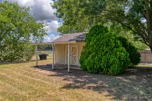 485 Ashley Ln, Roanoke, TX 76262 - Photo 31