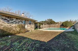 213 Sixpence Ln, Euless, TX 76039 - Photo 23