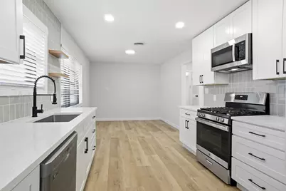 4712 Carlyle Drive, Fort Worth, TX 76132 - Photo 5