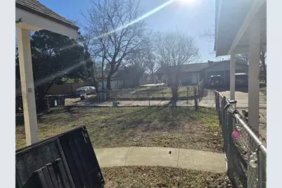 805 Brookshire Circle, Garland, TX 75043 - Photo 5