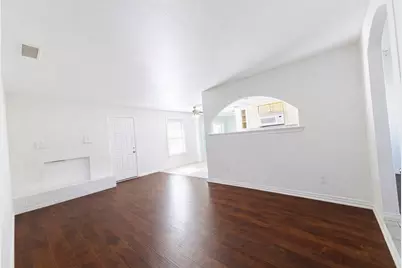 805 Brookshire Circle, Garland, TX 75043 - Photo 5