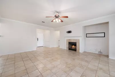 315 Rose Avenue, Cleburne, TX 76033 - Photo 7