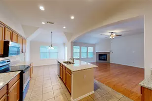 608 Vanilla Ct, DeSoto, TX 75115 - Photo 9