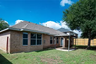 608 Vanilla Ct, DeSoto, TX 75115 - Photo 5