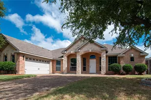 608 Vanilla Ct, DeSoto, TX 75115 - Photo 3