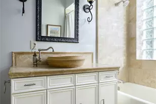 7 Glenchester Ct, Dallas, TX 75225 - Photo 23