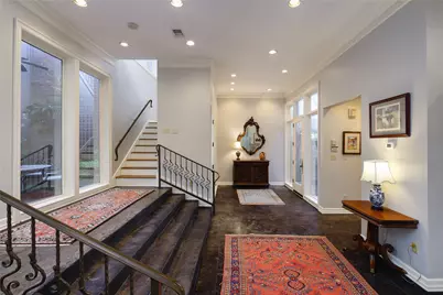 7 Glenchester Court, Dallas, TX 75225 - Photo 7