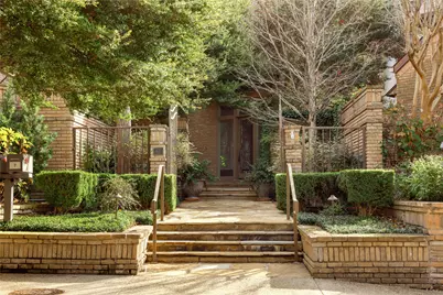 7 Glenchester Court, Dallas, TX 75225 - Photo 13