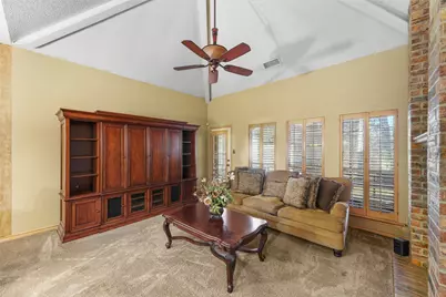 629 N Parks Drive, DeSoto, TX 75115 - Photo 7