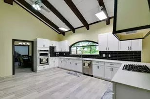 11470 Massey Rd, Pilot Point, TX 76258 - Photo 25