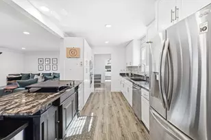 1813 Ems Rd W, Fort Worth, TX 76116 - Photo 3