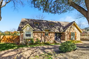 1813 Ems Rd W, Fort Worth, TX 76116 - Photo 17