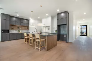 3910 Vineyard Dr, Dallas, TX 75212 - Photo 3