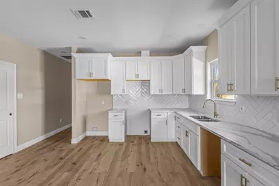 702 S 28th Street, Corsicana, TX 75110 - Photo 7