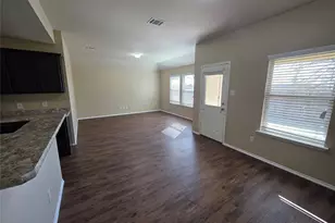 237 Thoroughbred St, Waxahachie, TX 75165 - Photo 13