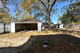 7803 Seydel St, Dallas, TX 75217 - Photo 19