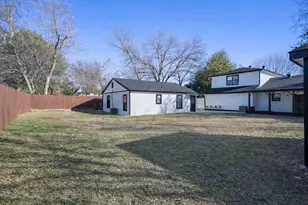 2133 Pleasant Dr, Dallas, TX 75227 - Photo 23