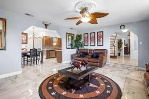 2133 Pleasant Dr, Dallas, TX 75227 - Photo 5