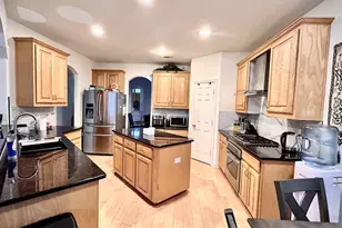 1237 Tioga Dr, Irving, TX 75063 - Photo 9