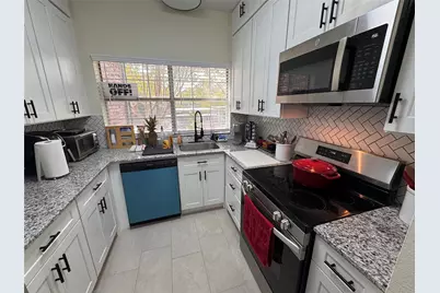 2506 Wedglea Drive #105, Dallas, TX 75211 - Photo 9