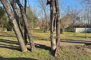 212 N Hastings St, Duncanville, TX 75116 - Photo 1