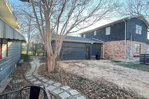 114 Wes Jespersen Way, Duncanville, TX 75116 - Photo 5