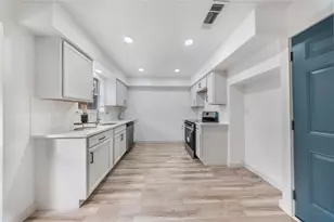 7236 Norma St, Fort Worth, TX 76112 - Photo 9