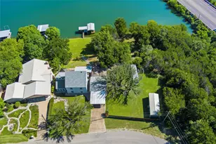 2408 Cedar Crest Dr, Granbury, TX 76048 - Photo 37