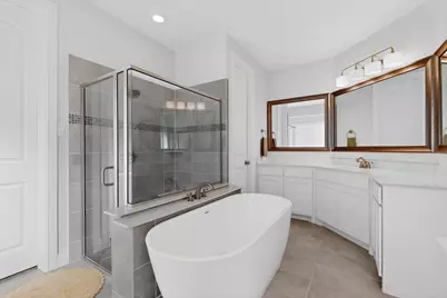 312 Chandan Way, Irving, TX 75063 - Photo 11