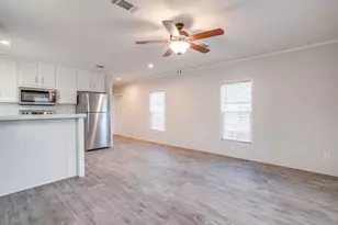 104 Red Oak St, Alvarado, TX 76009 - Photo 9