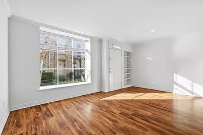 3011 Brockbank Court #B, Dallas, TX 75220 - Photo 7