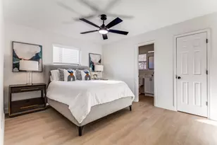 7609 Walnuthill Ct, Watauga, TX 76148 - Photo 17