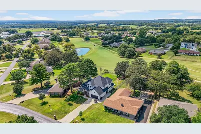 402 Kiowa Drive W, Gainesville, TX 76240 - Photo 39