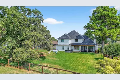 402 Kiowa Drive W, Gainesville, TX 76240 - Photo 37