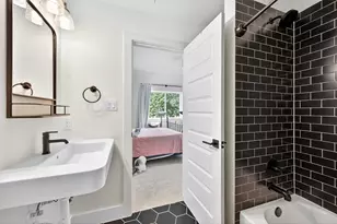 402 Kiowa Dr W, Gainesville, TX 76240 - Photo 31