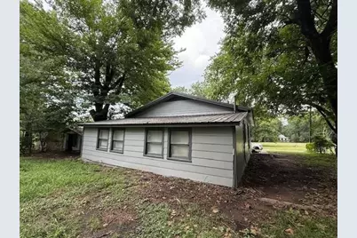 1837 W Houston Street, Paris, TX 75460 - Photo 19