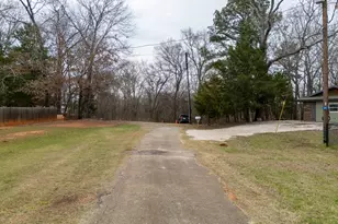 185 Sabine, Bullard, TX 75757 - Photo 9