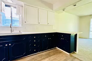 4720 South Dr W, Fort Worth, TX 76132 - Photo 9