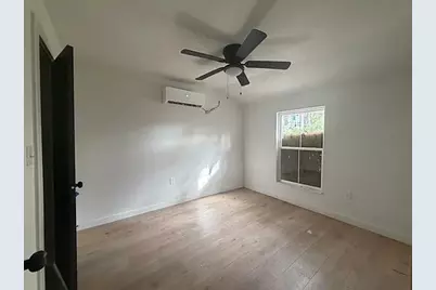 1413 South Freeway, Fort Worth, TX 76104 - Photo 5