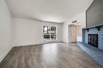 9017 Linda Vista Drive, Rowlett, TX 75088 - Photo 5