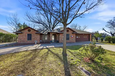 117 W Gantt Street, Princeton, TX 75407 - Photo 1