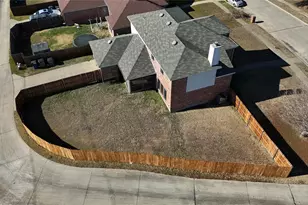 2608 St Andrews Dr, Lancaster, TX 75146 - Photo 5