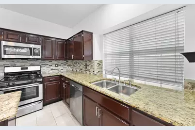 434 Moonlight Way, Irving, TX 75063 - Photo 13